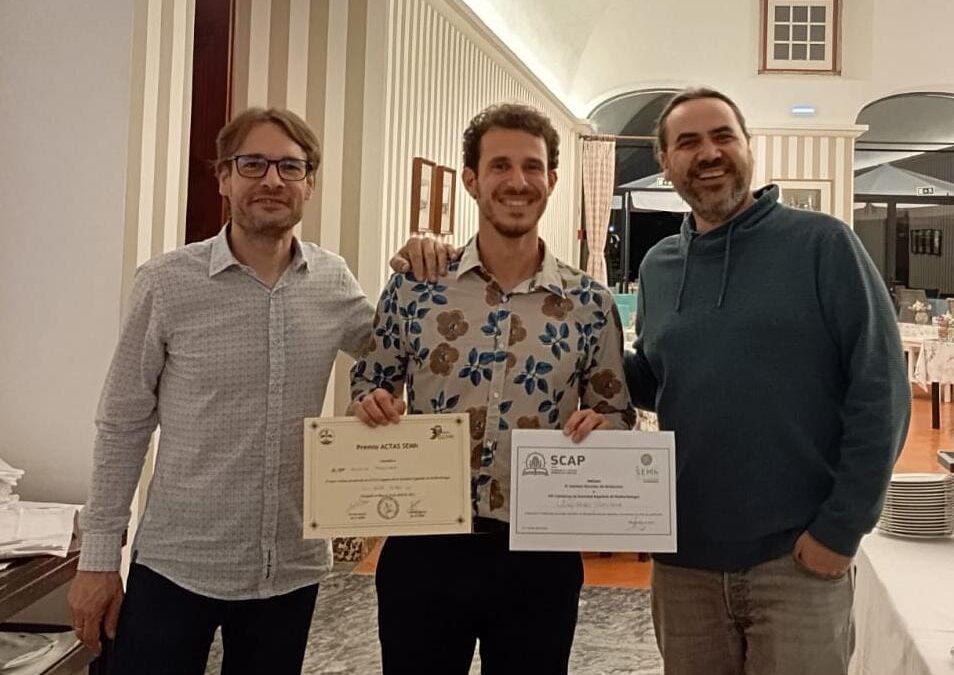 Alfredo Manicardi, from the Crop Protection group, has received two awards for his scientific communication at two congresses